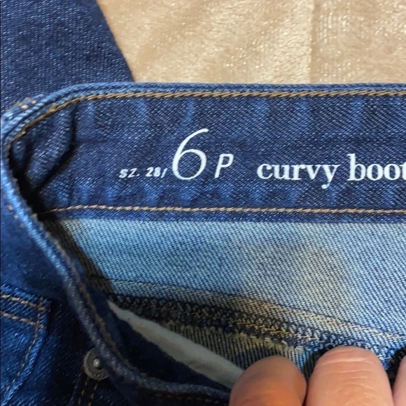 Ann Taylor Loft curvy bootcut Jeans - Picture 5 of 8